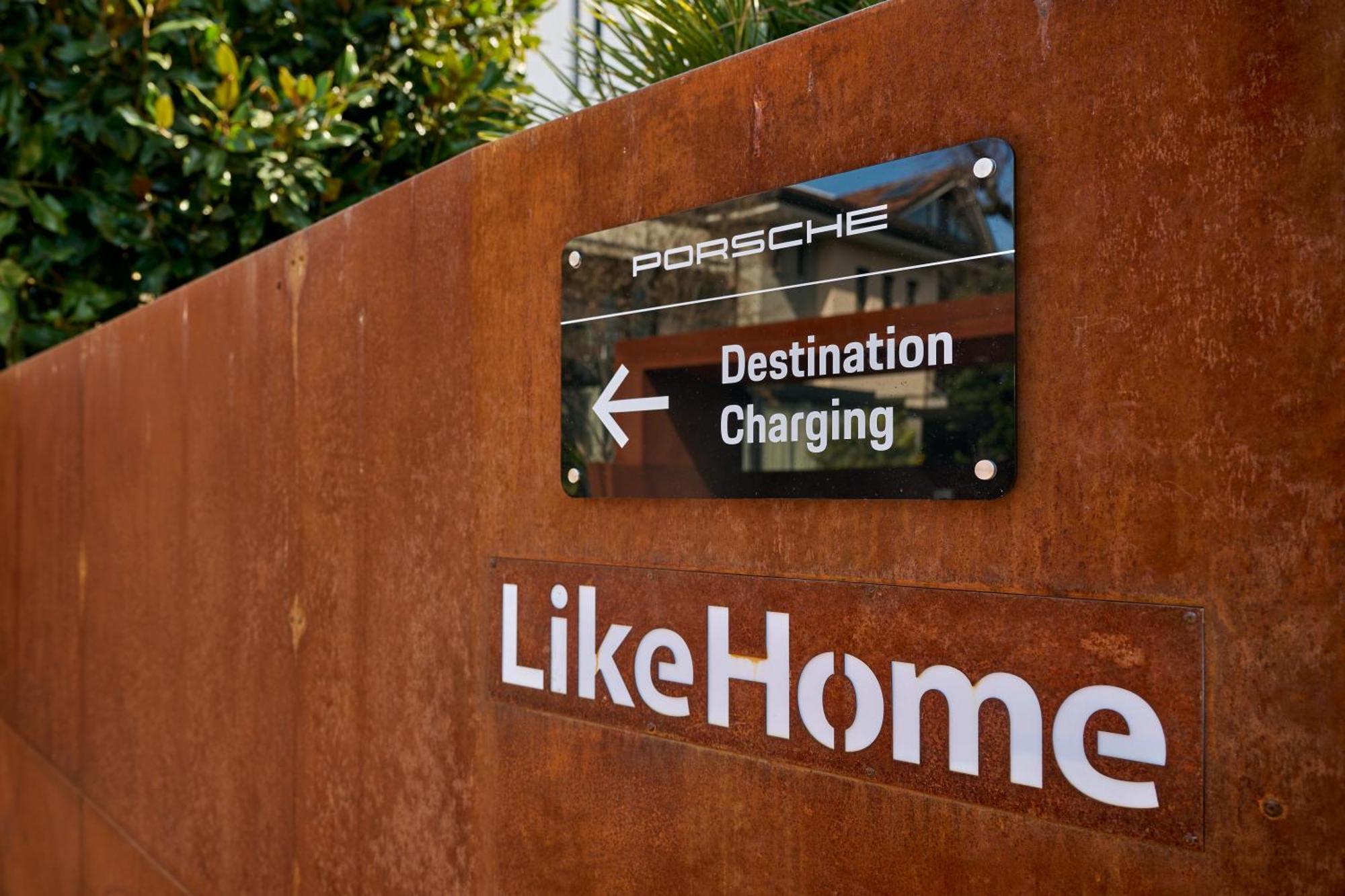 Like Home Boutique Hotel Azzano San Paolo Εξωτερικό φωτογραφία