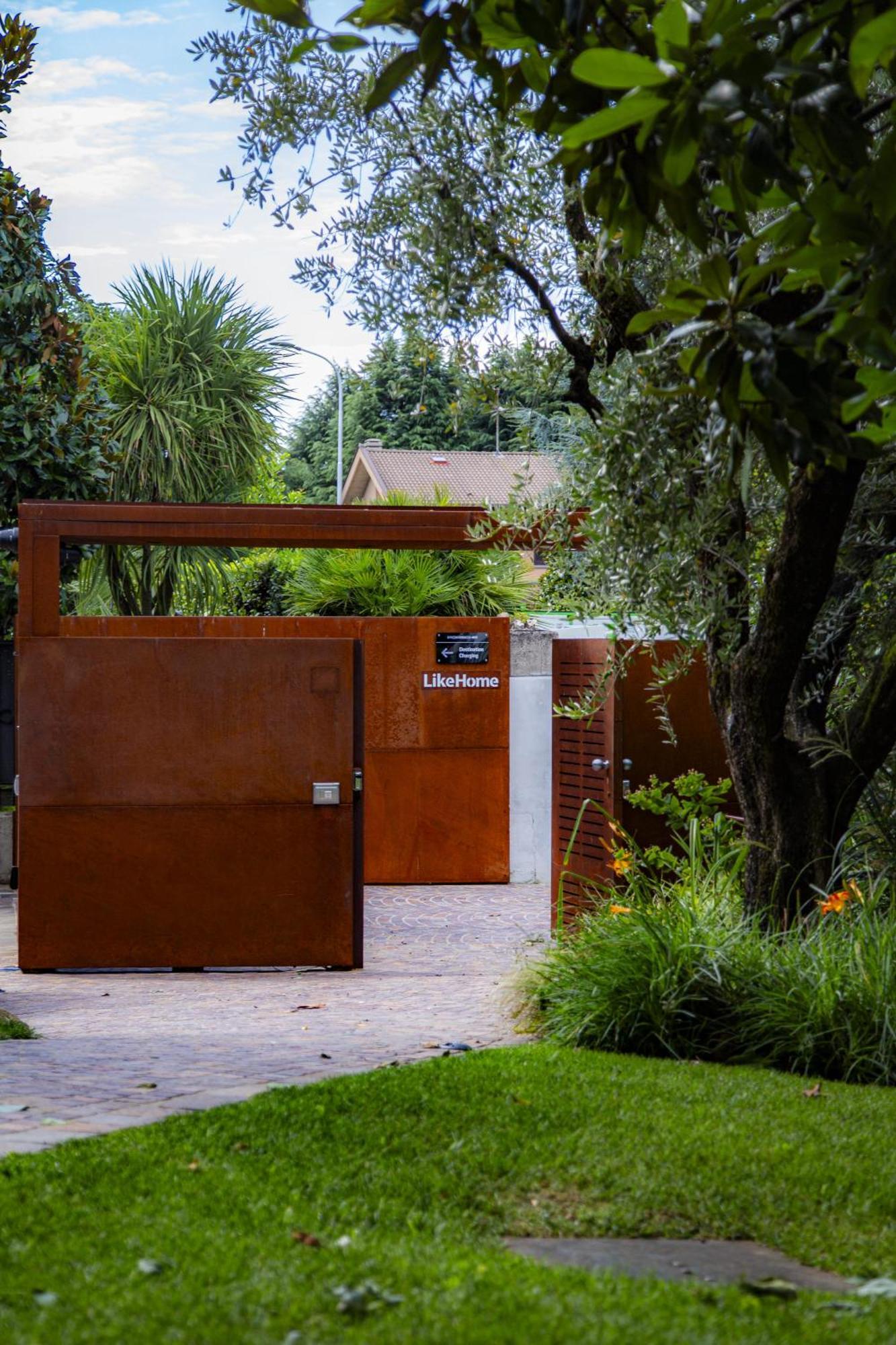 Like Home Boutique Hotel Azzano San Paolo Εξωτερικό φωτογραφία